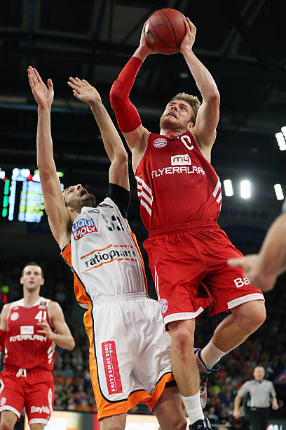 也是两国文 也是两国文